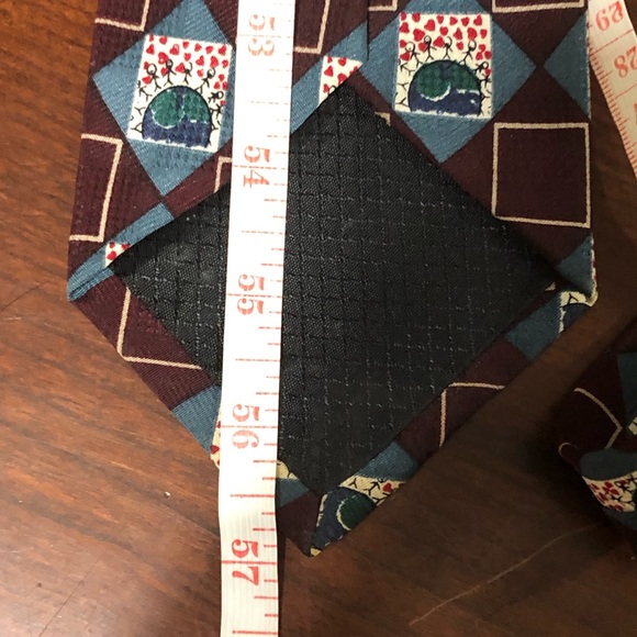 Tie - Picture 5 of 5